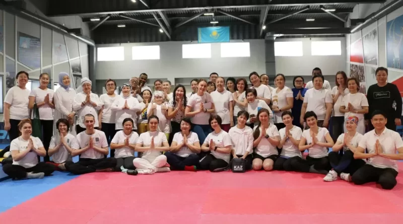 29 января 2024г. в Паралимпийском тренировочном центре прошел мастер-класс по хатха йоге и йога-терапии